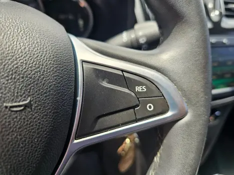 RENAULT Stepway 1.6 16V 4P FLEX ICONIC X-TONIC AUTOM�TICO CVT, Foto 18