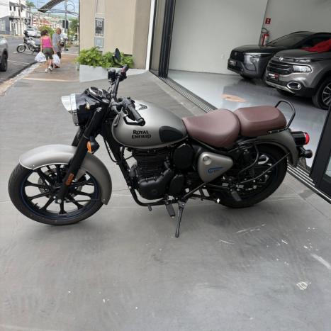 ROYAL ENFIELD Classic 350 ABS, Foto 4