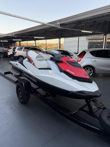 SEA DOO GTS 130 130 HP, Foto 2