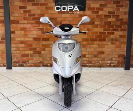 SUZUKI Burgman 125 , Foto 2