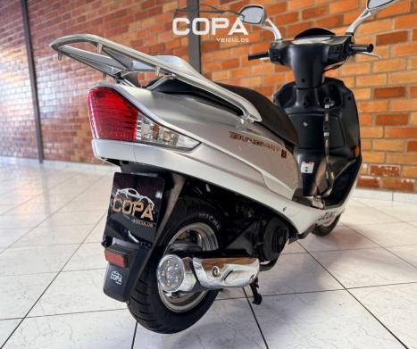 SUZUKI Burgman 125 , Foto 3