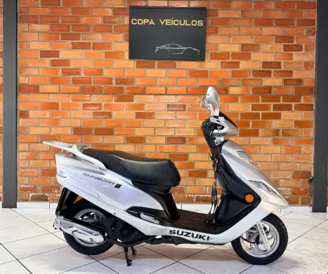 SUZUKI Burgman 125 , Foto 10