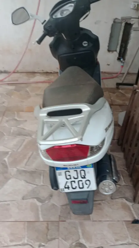 SUZUKI Burgman 125 , Foto 2