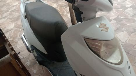 SUZUKI Burgman 125 , Foto 4