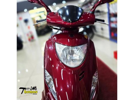 SUZUKI Burgman 125 , Foto 3