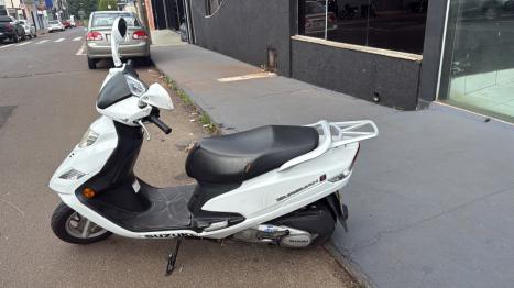 SUZUKI Burgman 125 , Foto 1