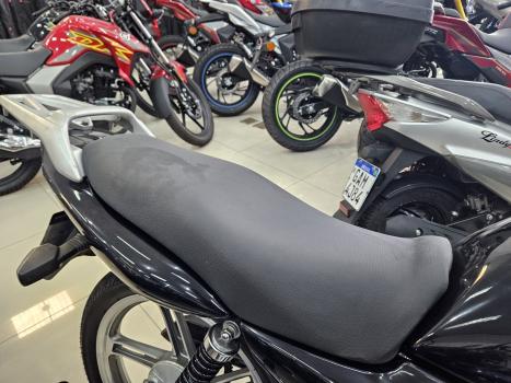 SUZUKI GSR 125 , Foto 6