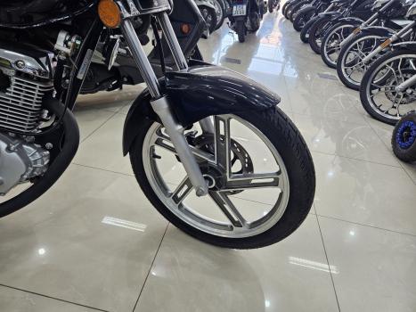 SUZUKI GSR 125 , Foto 11