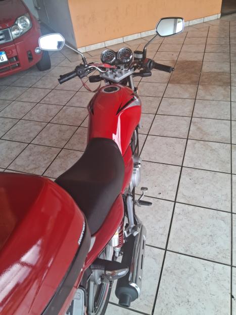 SUZUKI GSR 125 , Foto 3