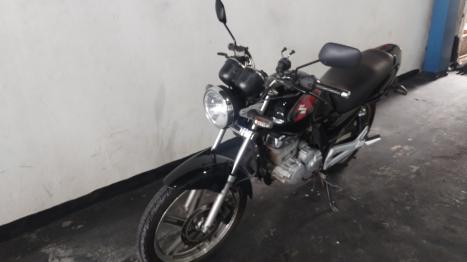 SUZUKI GSR 125 , Foto 2