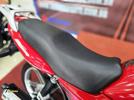 SUZUKI GSR 150 , Foto 7