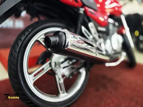 SUZUKI GSR 150 , Foto 8
