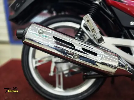 SUZUKI GSR 150 , Foto 9