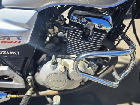 SUZUKI GSR 150 I, Foto 5