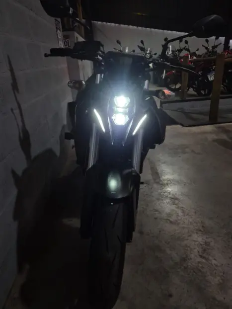 SUZUKI GSX 8S , Foto 6