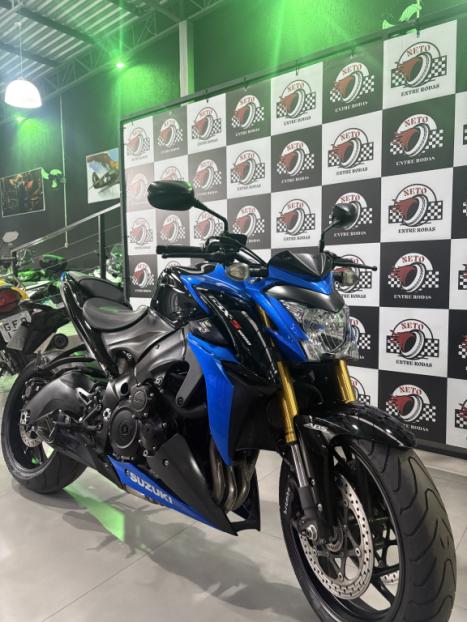 SUZUKI GSX-S 1000 A, Foto 2 SUZUKI GSX-S 1000 A, Foto 2