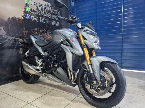 SUZUKI GSX-S 1000 A, Foto 3