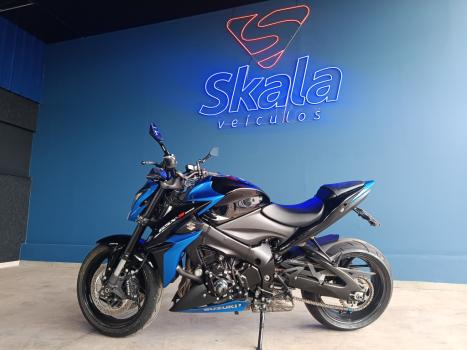 SUZUKI GSX-S 1000 A, Foto 2