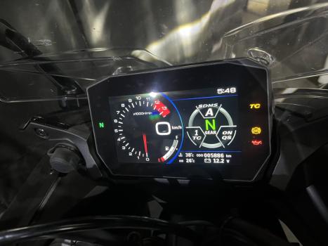 SUZUKI GSX-S 1000 GT, Foto 4