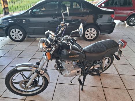 SUZUKI Intruder 125 , Foto 3
