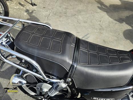 SUZUKI Intruder 125 , Foto 8
