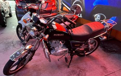 SUZUKI Intruder 125 , Foto 3