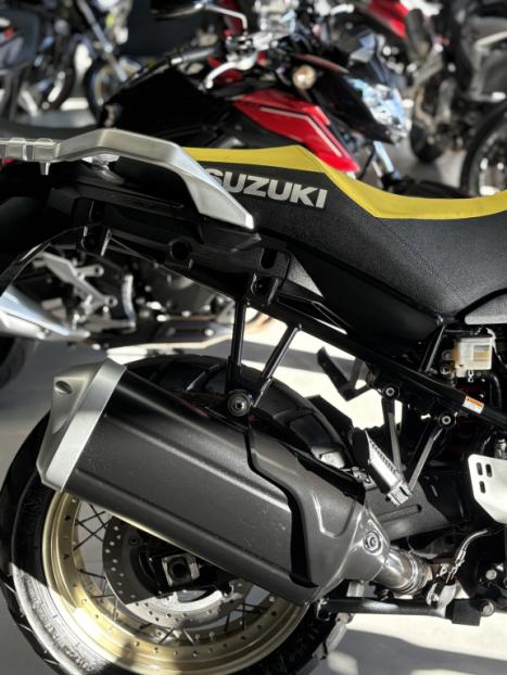 SUZUKI V-Strom DL 1000 XT , Foto 7