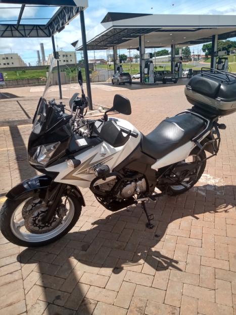 SUZUKI V-Strom DL 650 , Foto 4