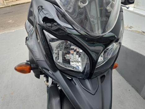 SUZUKI V-Strom DL 650 XT, Foto 2