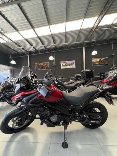 SUZUKI V-Strom DL 650 XT, Foto 3