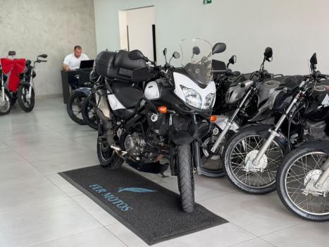 SUZUKI V-Strom DL 650 , Foto 2