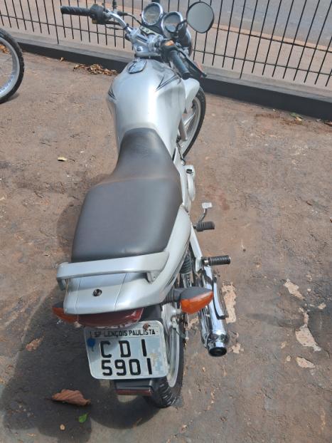 SUZUKI Yes 125 EN, Foto 3