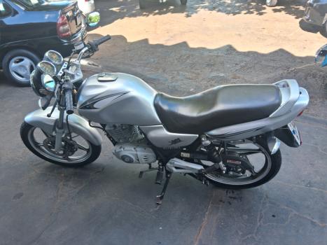 SUZUKI Yes 125 EN, Foto 3
