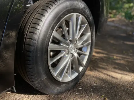 TOYOTA Corolla 1.8 16V 4P GLI UPPER FLEX AUTOMÁTICO, Foto 7 TOYOTA Corolla 1.8 16V 4P GLI UPPER FLEX AUTOMÁTICO, Foto 7