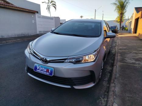 TOYOTA Corolla 1.8 16V 4P GLI AUTOMÁTICO, Foto 3 TOYOTA Corolla 1.8 16V 4P GLI AUTOMÁTICO, Foto 3