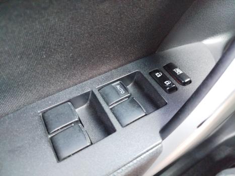 TOYOTA Corolla 1.8 16V 4P GLI AUTOMÁTICO, Foto 10 TOYOTA Corolla 1.8 16V 4P GLI AUTOMÁTICO, Foto 10