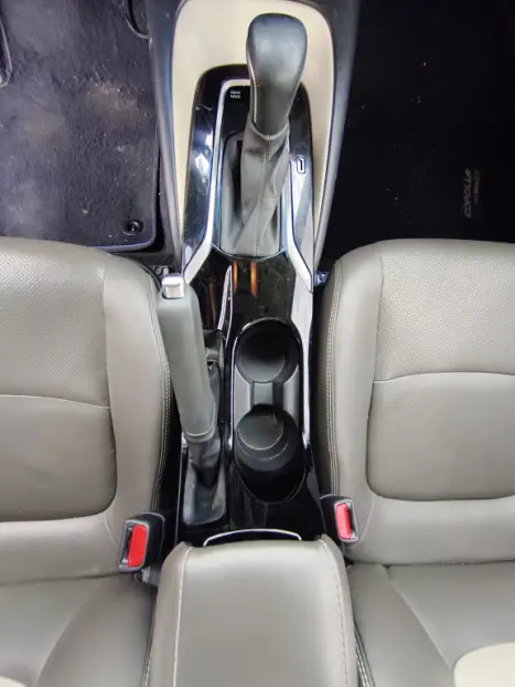 TOYOTA Corolla 1.8 16V 4P FLEX HÍBRIDO ALTIS A PREMIUM AUTOMÁTICO CVT, Foto 16 TOYOTA Corolla 1.8 16V 4P FLEX HÍBRIDO ALTIS A PREMIUM AUTOMÁTICO CVT, Foto 16