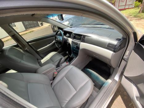 TOYOTA Corolla 1.8 16V 4P XEI, Foto 6