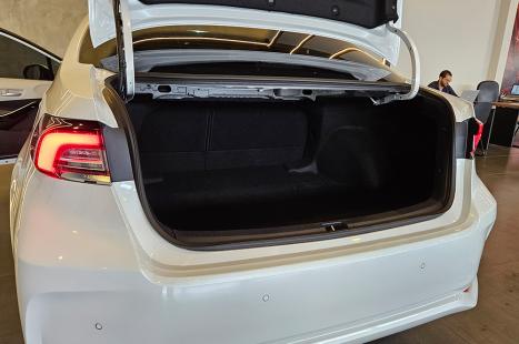 TOYOTA Corolla 1.8 16V 4P FLEX H�BRIDO ALTIS A PREMIUM AUTOM�TICO CVT, Foto 9