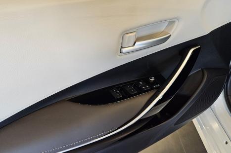 TOYOTA Corolla 1.8 16V 4P FLEX H�BRIDO ALTIS A PREMIUM AUTOM�TICO CVT, Foto 17