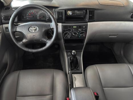 TOYOTA Corolla 1.8 16V 4P XEI, Foto 6