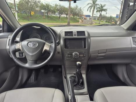 TOYOTA Corolla 1.8 16V 4P XEI, Foto 7
