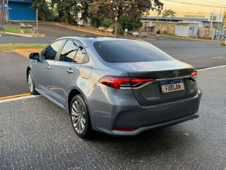 TOYOTA Corolla 2.0 16V 4P FLEX XEI DIRECT SHIFT AUTOMTICO CVT, Foto 4