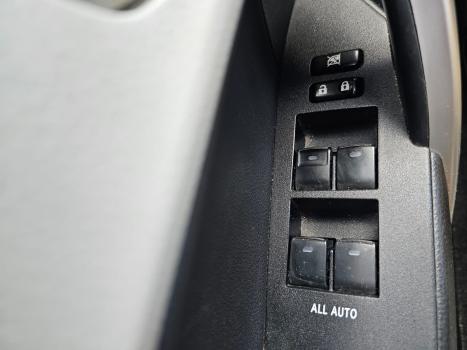 TOYOTA Corolla 2.0 16V 4P FLEX XEI DIRECT SHIFT AUTOM�TICO CVT, Foto 9