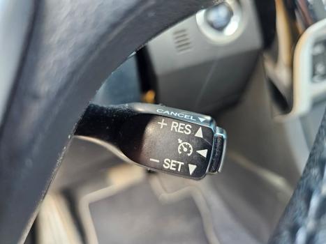 TOYOTA Corolla 2.0 16V 4P FLEX XEI DIRECT SHIFT AUTOM�TICO CVT, Foto 17