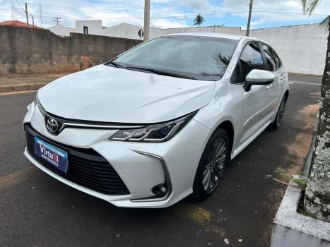 TOYOTA Corolla 2.0 16V 4P FLEX XEI DIRECT SHIFT AUTOM�TICO CVT, Foto 3