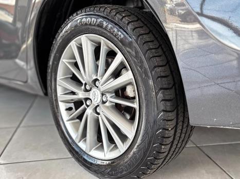 TOYOTA Corolla 2.0 16V 4P FLEX XEI DIRECT SHIFT AUTOM�TICO CVT, Foto 13