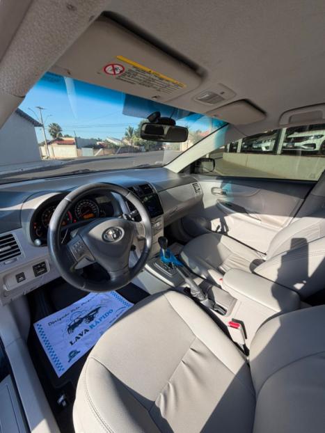 TOYOTA Corolla 2.0 16V 4P FLEX XEI DIRECT SHIFT AUTOM�TICO CVT, Foto 8