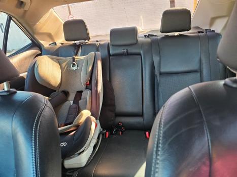 TOYOTA Corolla 2.0 16V 4P FLEX XEI DIRECT SHIFT AUTOM�TICO CVT, Foto 8