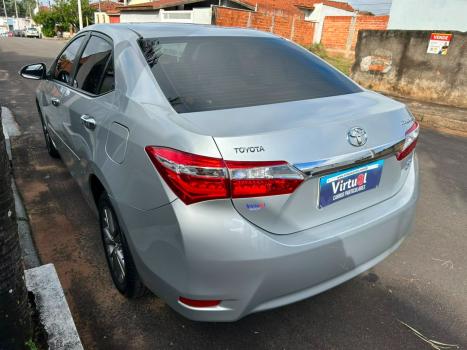 TOYOTA Corolla 2.0 16V 4P FLEX XEI DIRECT SHIFT AUTOM�TICO CVT, Foto 4
